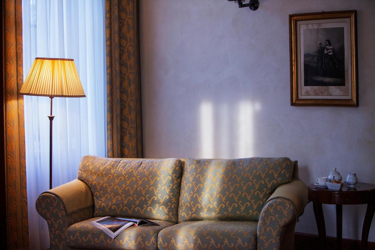 Hotel Villa Giona San Pietro in Cariano Extérieur photo